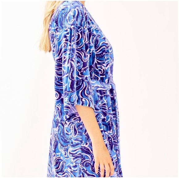 🌸 Lilly Pulitzer Elaine Velour Robe in Prosecco Pink Lilac You A Lot XXS/XS - Picture 4 of 11